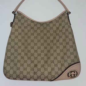 GUCCI GG Canvas Medium New Britt Hobo